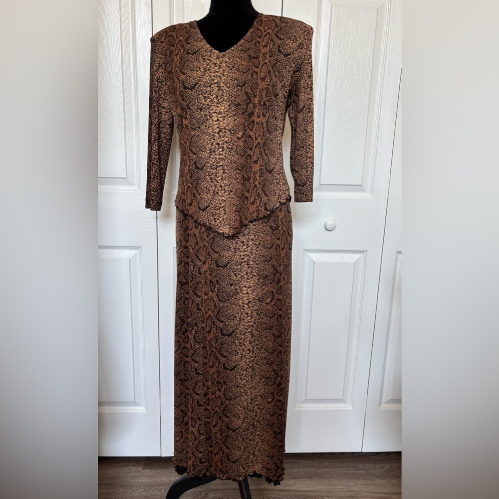 Nina Piccalino Brown Snakeskin Print Long Sleeve Maxi Length Skirt Set Size 8